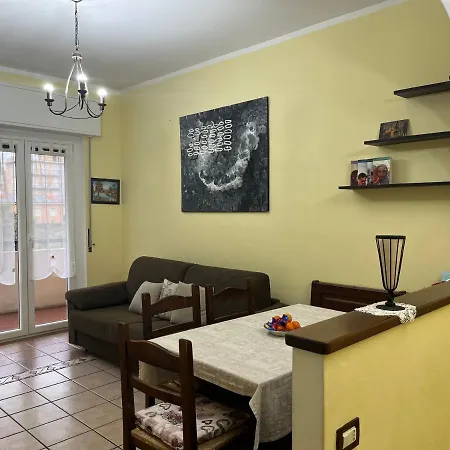 Casa Lorena A 50 Mt Dal Mare *