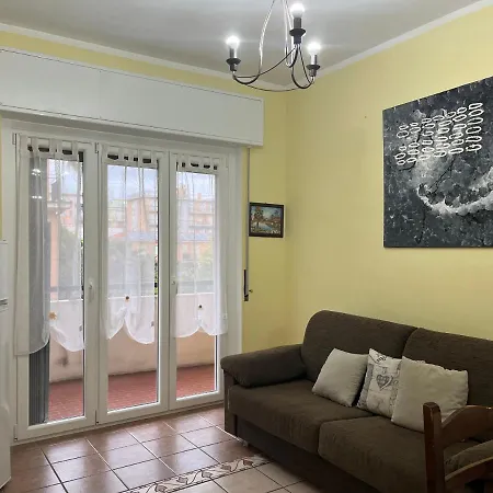 Casa Lorena A 50 Mt Dal Mare Lägenhet San Bartolomeo Al Mare