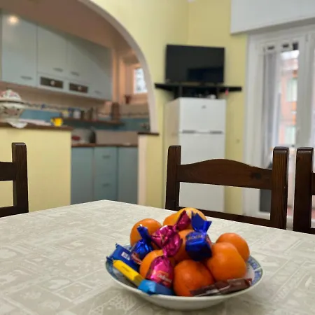 Casa Lorena A 50 Mt Dal Mare