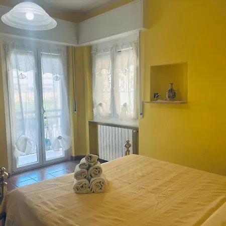 Casa Lorena A 50 Mt Dal Mare