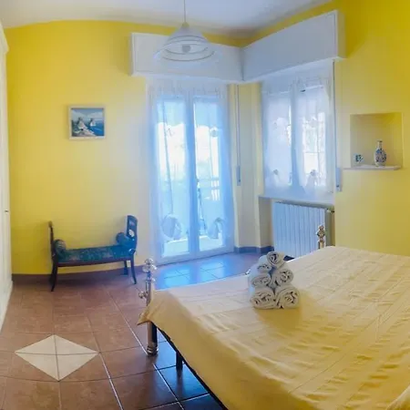 Casa Lorena A 50 Mt Dal Mare *