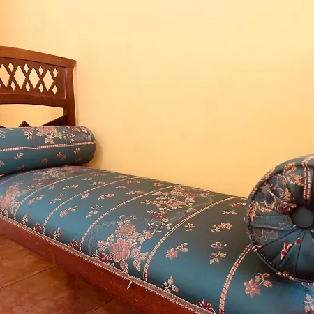 Apartment Casa Lorena A 50 Mt Dal Mare